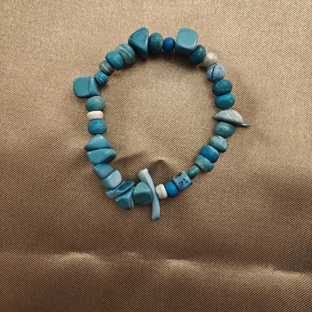 Turquoise Howlite Beaded Bracelet